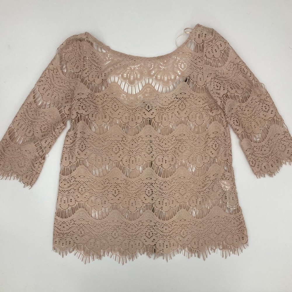 3/4 lace top with back zip